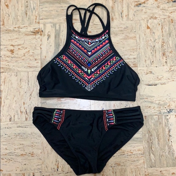 Halter Bikini - Picture 1 of 1